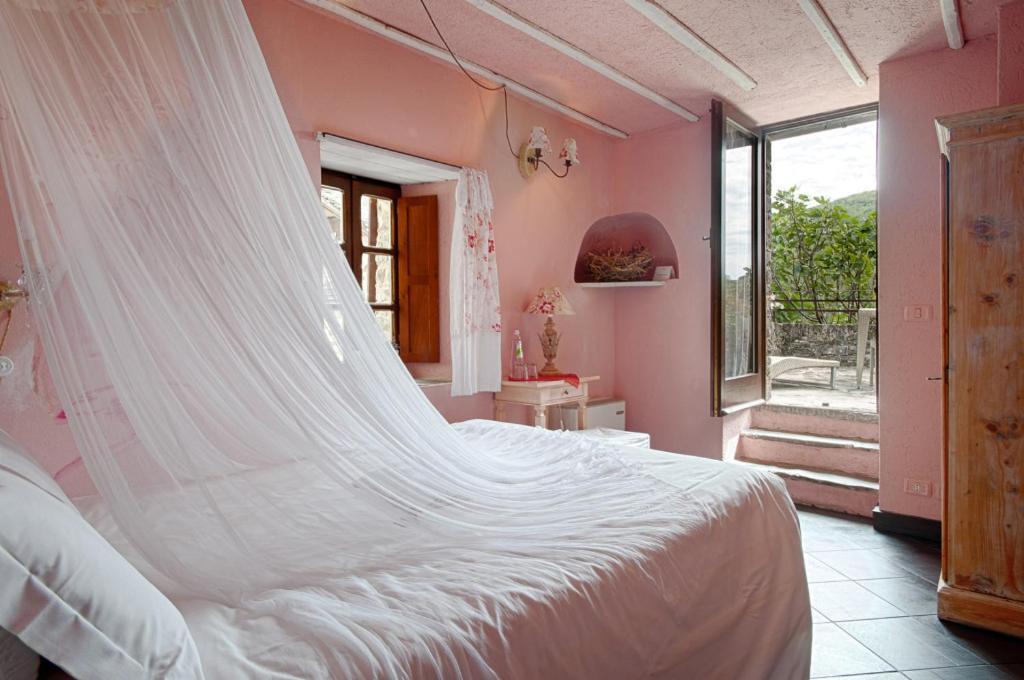 Hostal Borgo Casale Albareto  Exterior foto