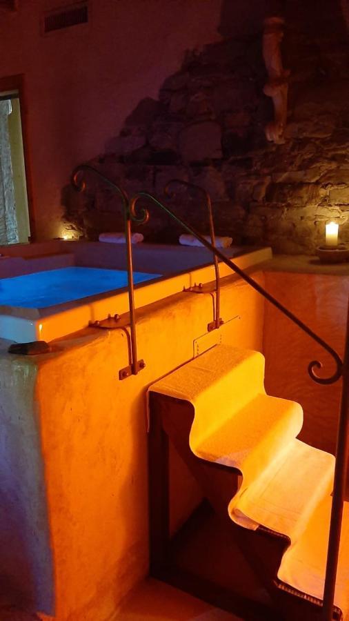 Hostal Borgo Casale Albareto  Exterior foto