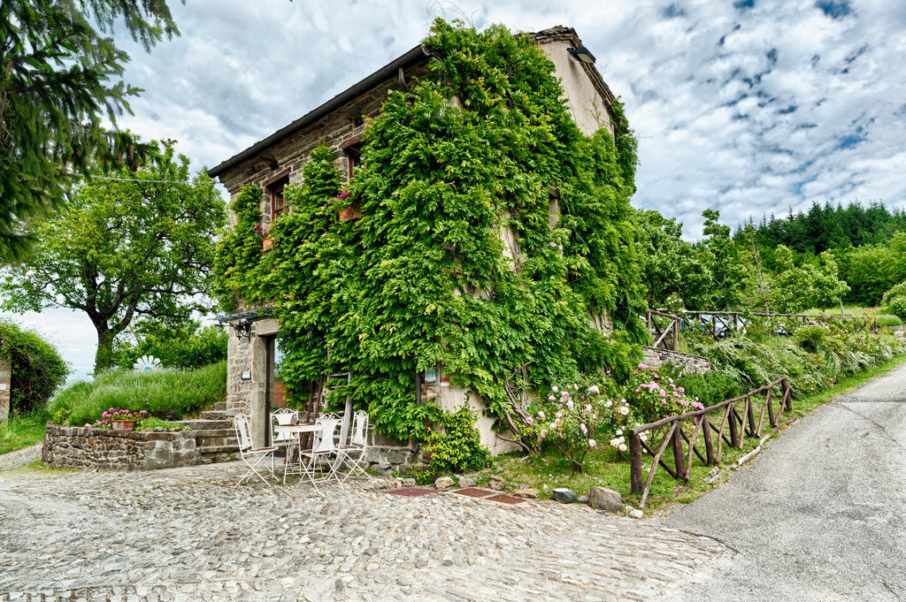 Hostal Borgo Casale Albareto  Exterior foto