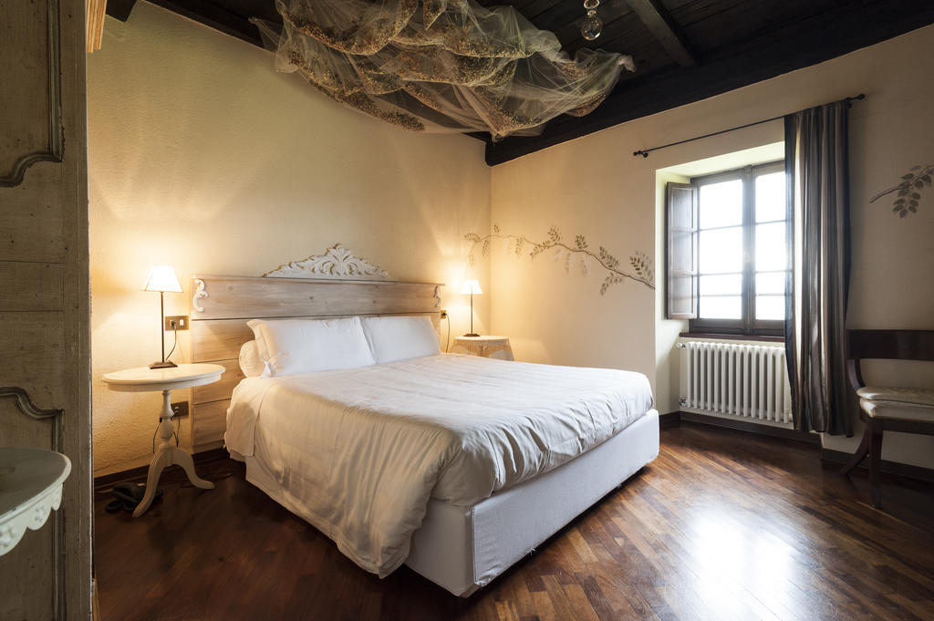 Hostal Borgo Casale Albareto  Habitación foto